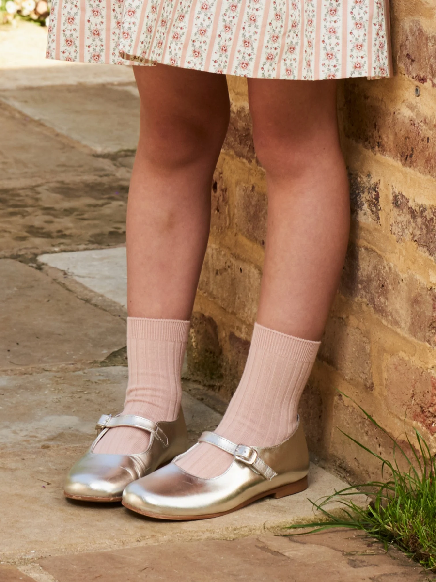 baby pale pink ribbed short socks