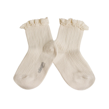 lili lace trim ankle socks