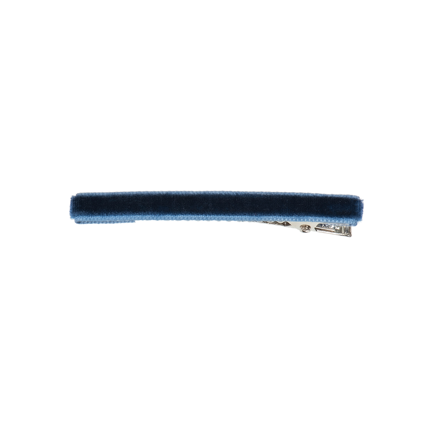 thin velvet clip